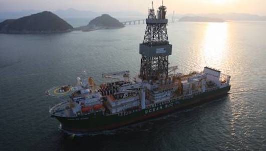 drillship