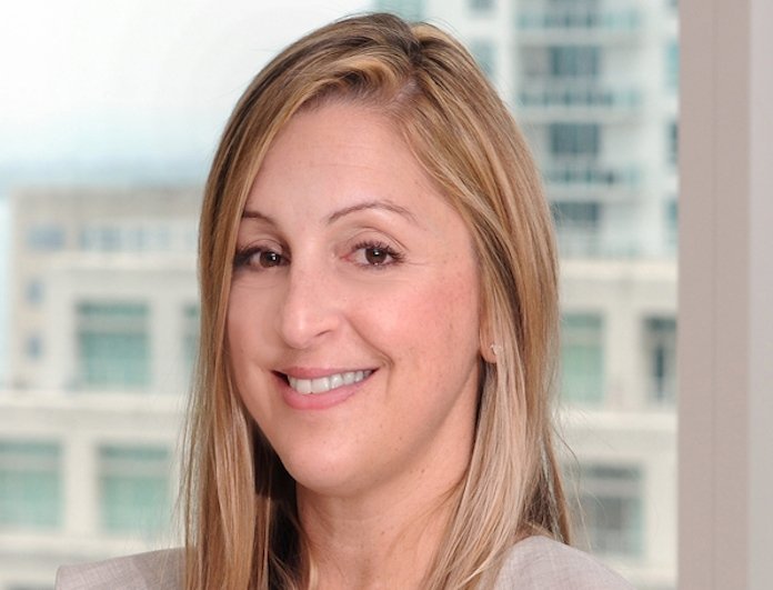  Jones Day advises on Colombia toll road financing 