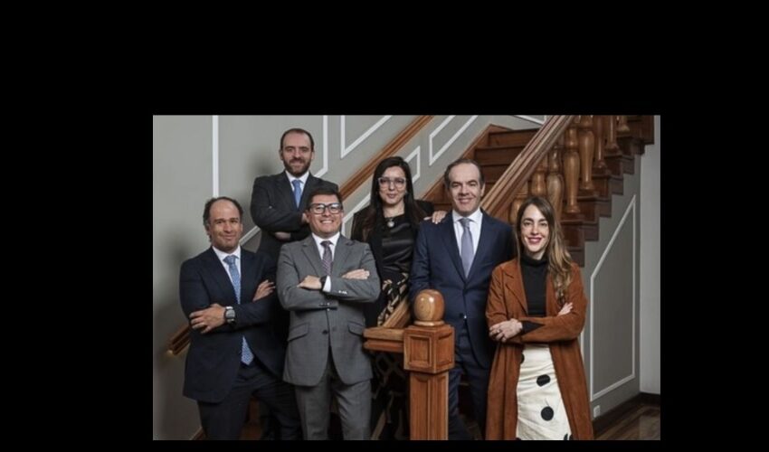 Veria: Pablo Márquez,Lorena Garnica, Patricia Renjifo, Carlos Hugo Ramírez, Camilo Ramírez,Julio Castañeda